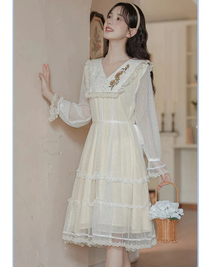 Vintage Spirit Lace Cottagecore Dress